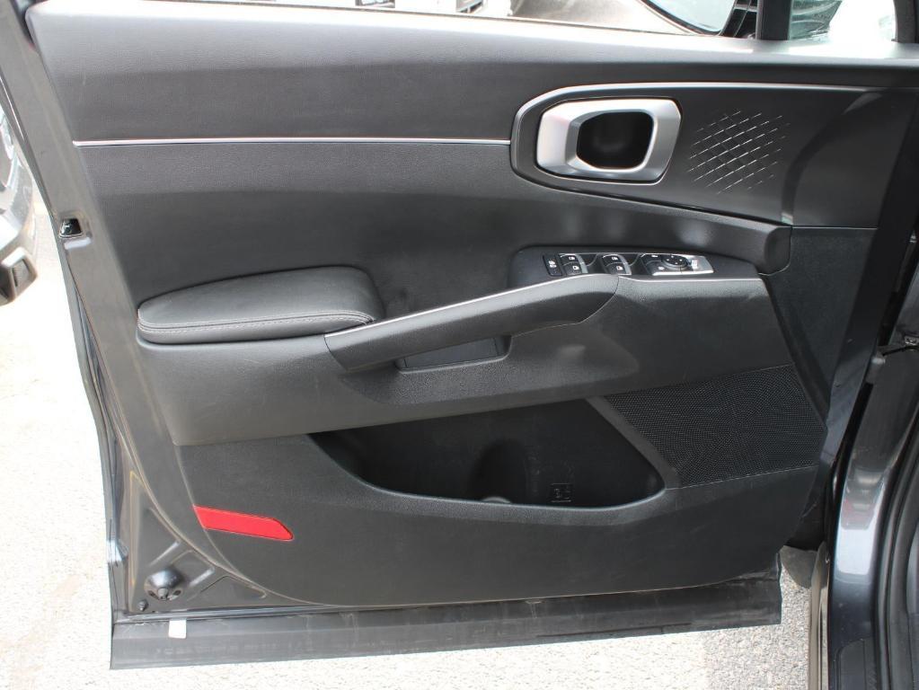 used 2023 Kia Sorento car, priced at $22,500