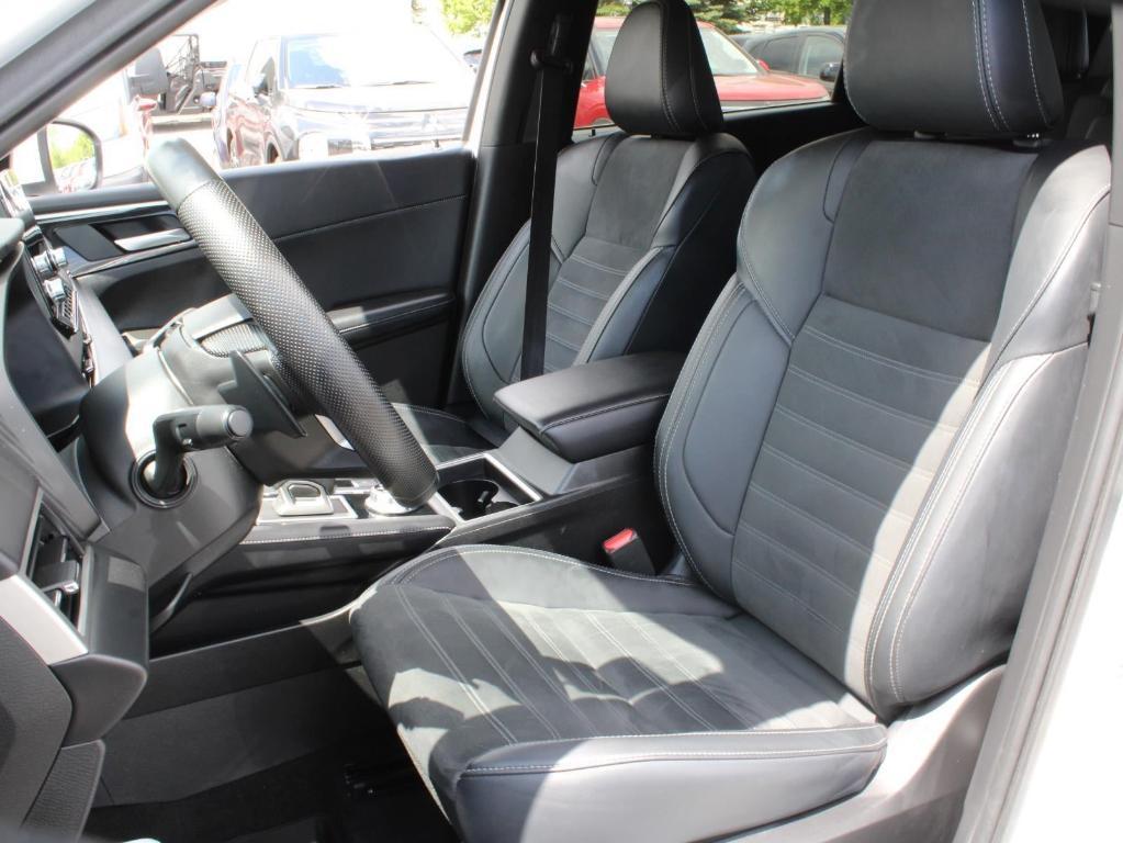 used 2024 Mitsubishi Outlander car, priced at $26,000