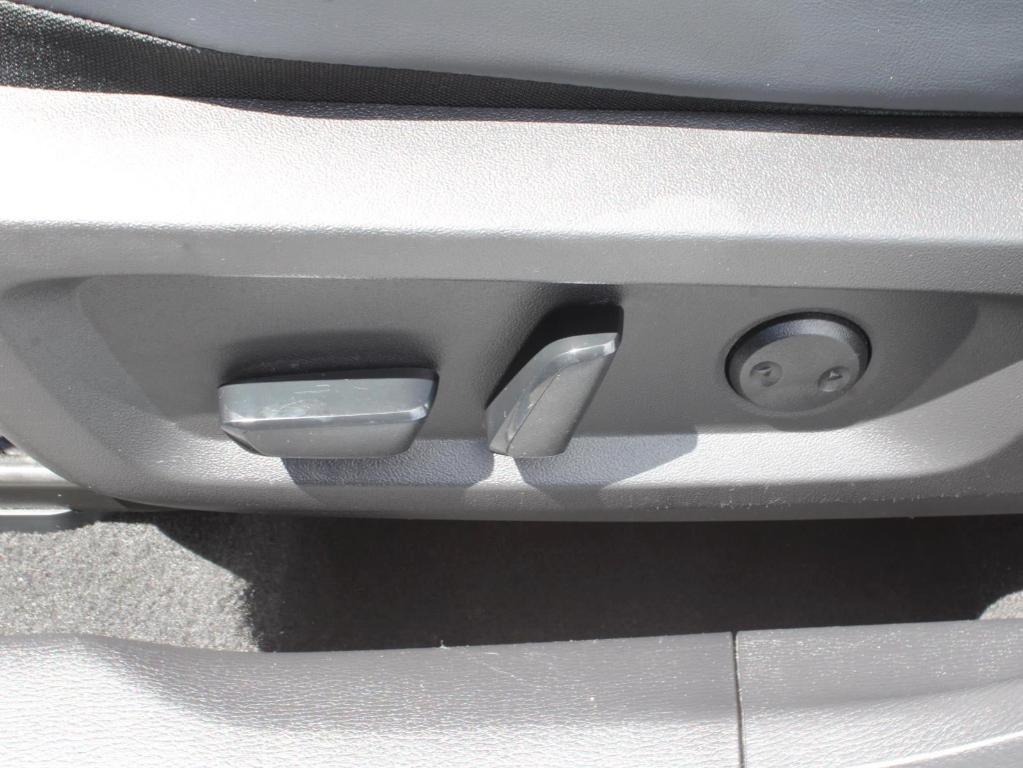 used 2024 Mitsubishi Outlander car, priced at $26,000