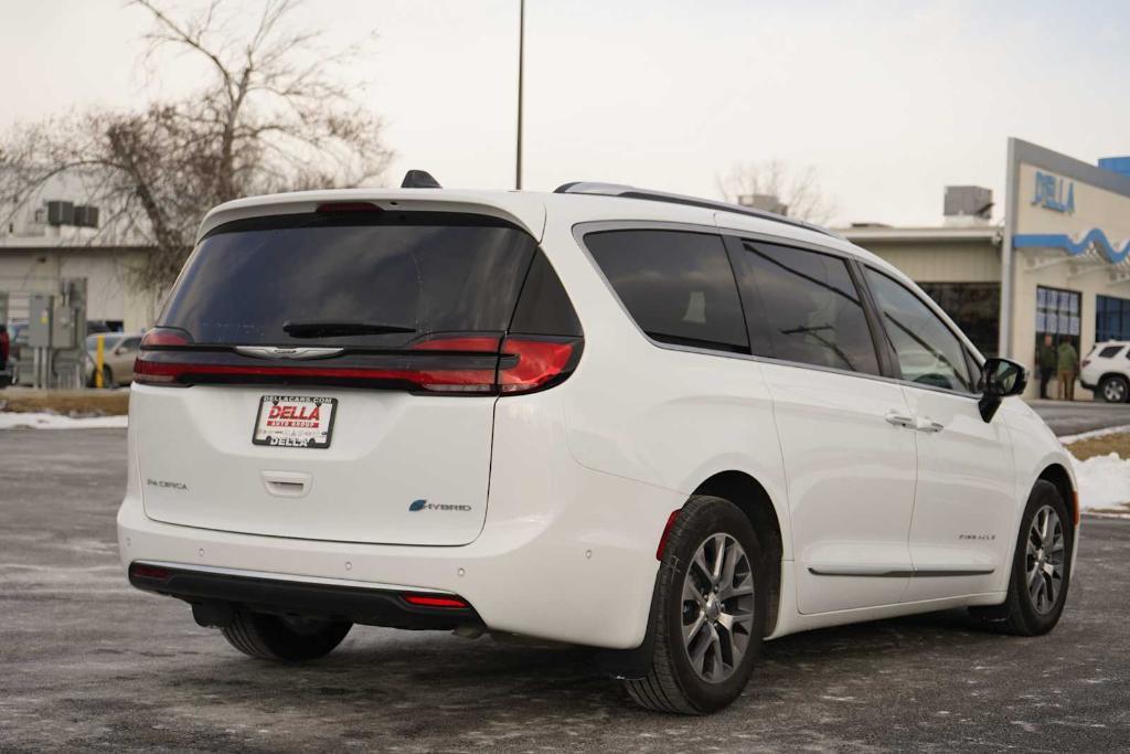 used 2023 Chrysler Pacifica Hybrid car, priced at $39,180