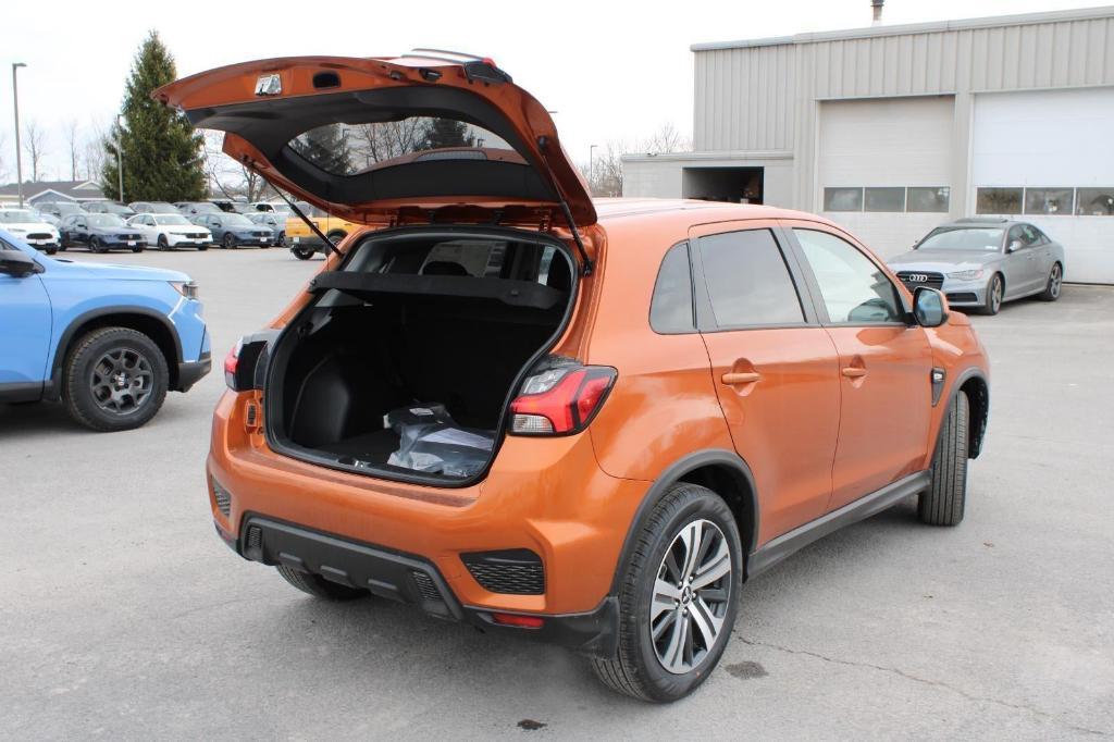 new 2025 Mitsubishi Outlander Sport car, priced at $27,055