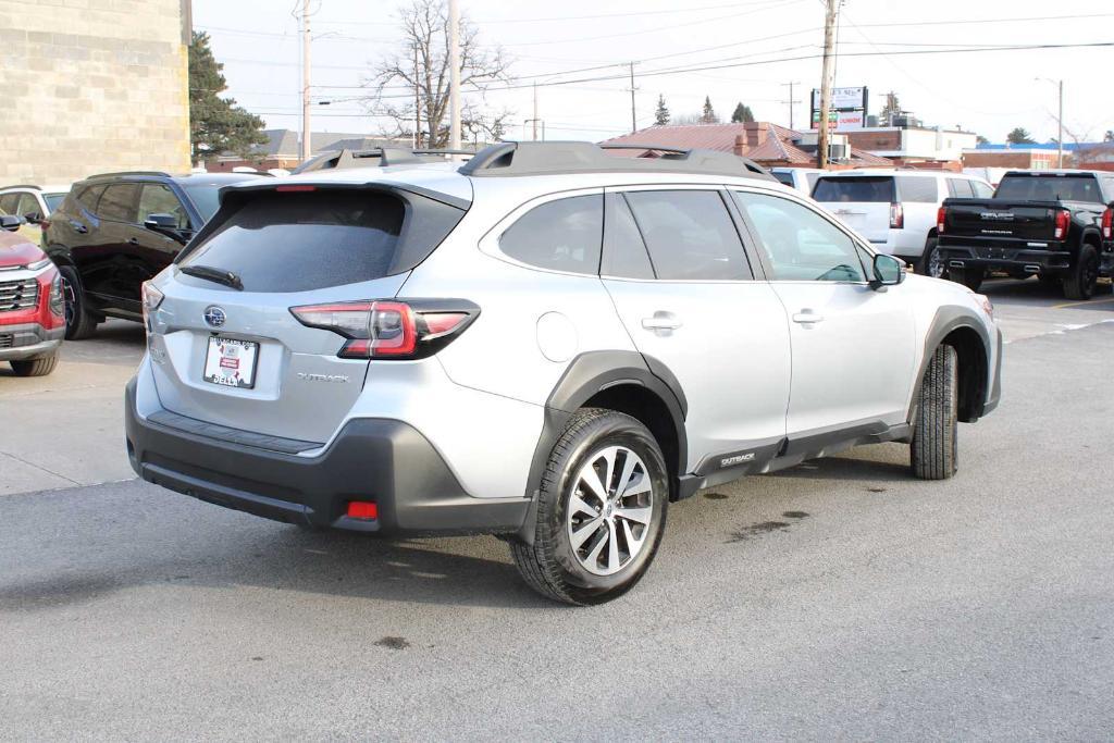 used 2025 Subaru Outback car, priced at $33,500