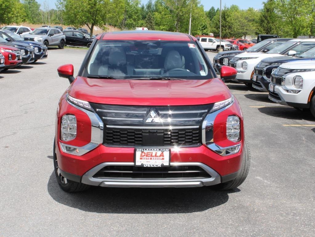 new 2025 Mitsubishi Outlander car, priced at $36,605