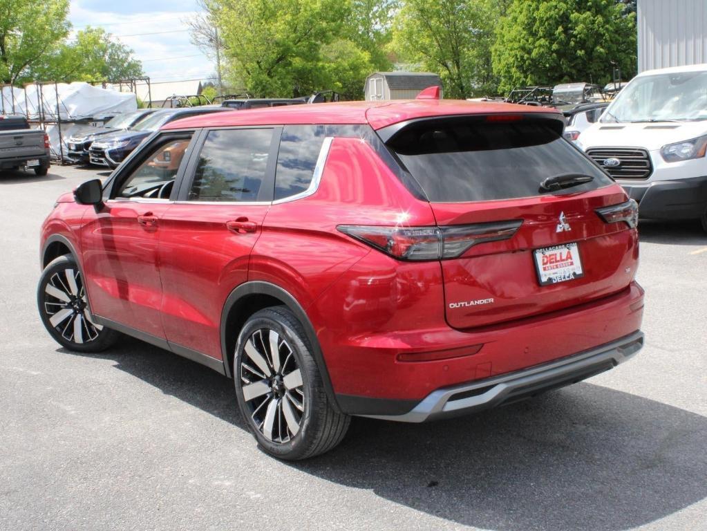 new 2025 Mitsubishi Outlander car, priced at $36,605