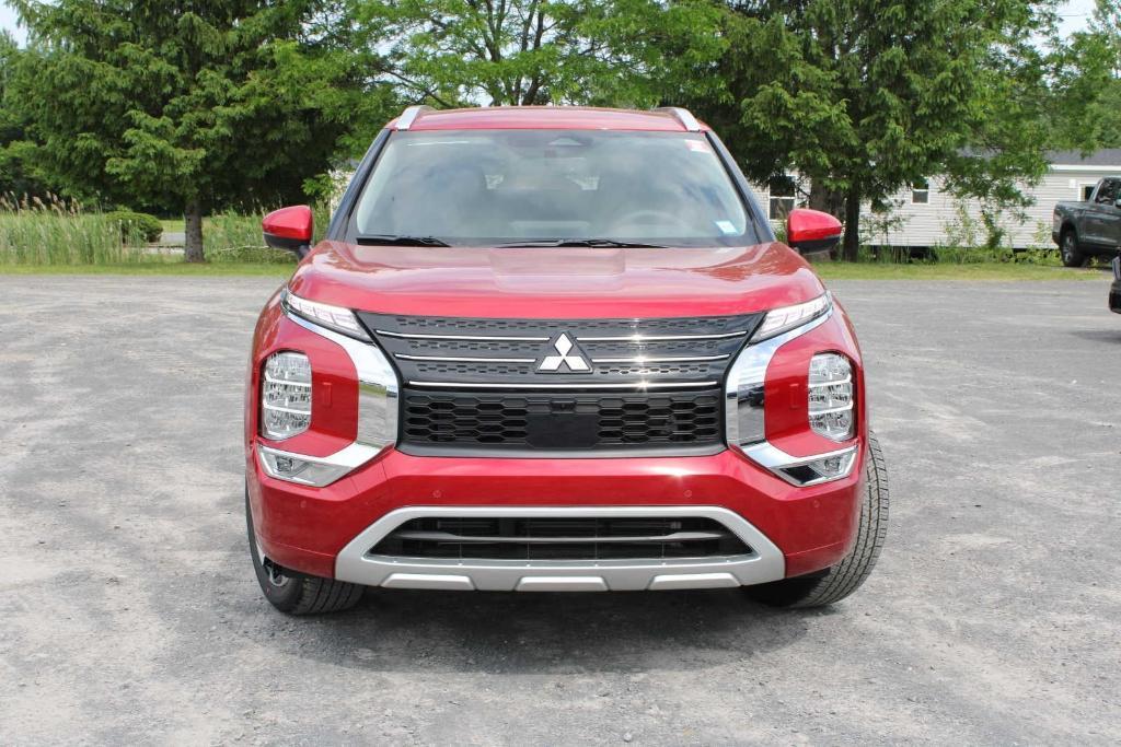 new 2024 Mitsubishi Outlander car, priced at $36,975