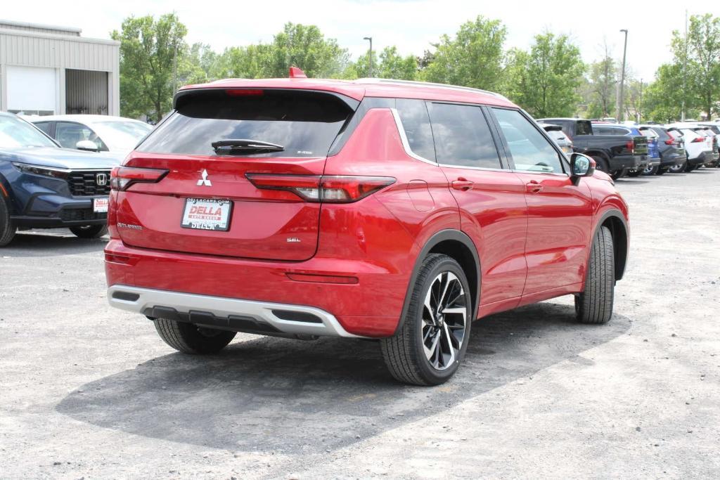 new 2024 Mitsubishi Outlander car, priced at $36,975