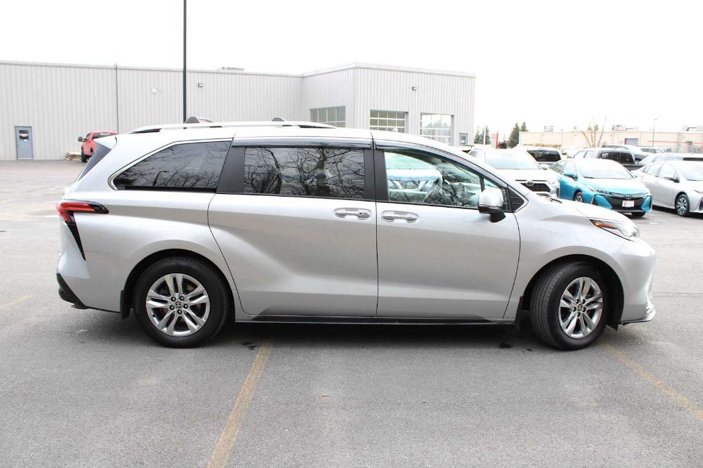 used 2022 Toyota Sienna car, priced at $45,784