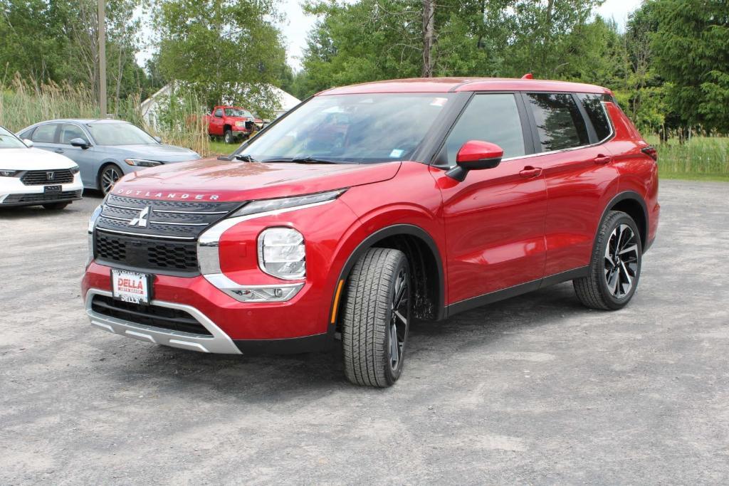 new 2024 Mitsubishi Outlander car, priced at $33,460