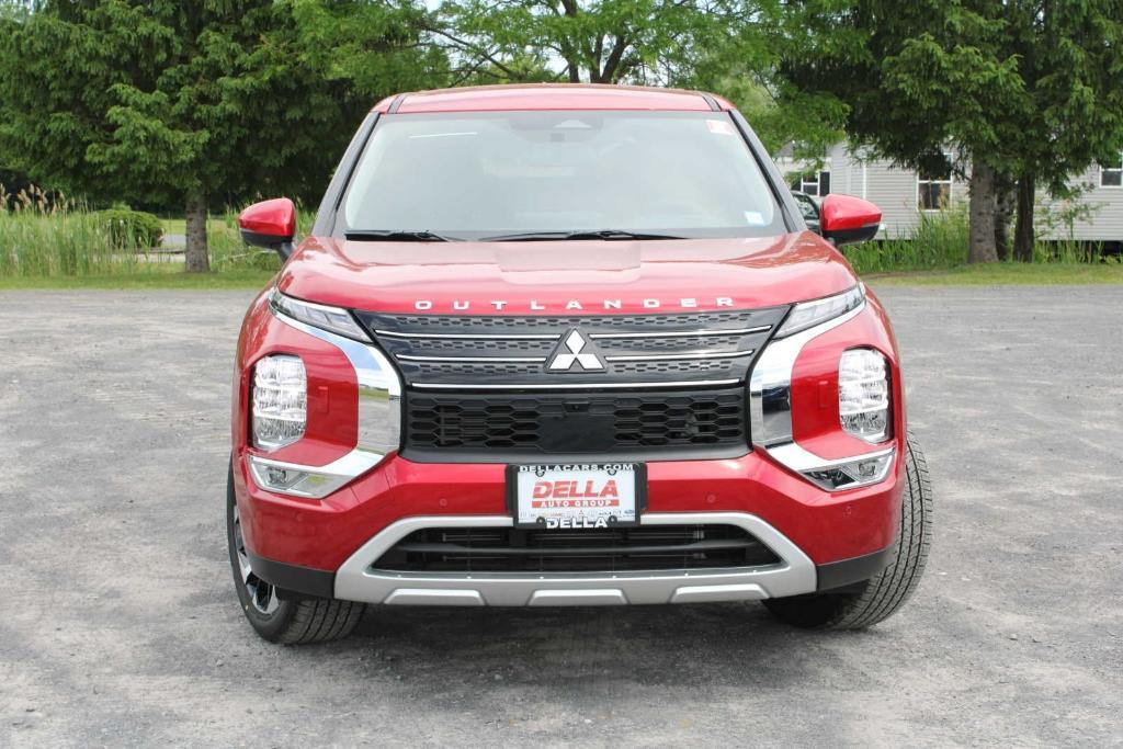 new 2024 Mitsubishi Outlander car, priced at $33,460