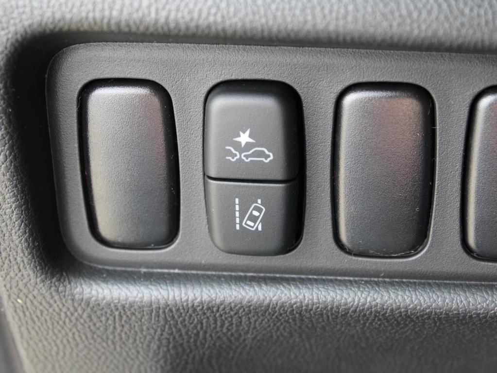 new 2025 Mitsubishi Outlander Sport car, priced at $26,710
