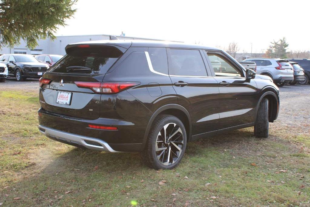 new 2024 Mitsubishi Outlander car, priced at $34,300