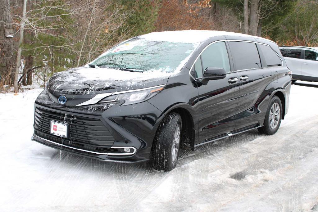 used 2024 Toyota Sienna car, priced at $48,500