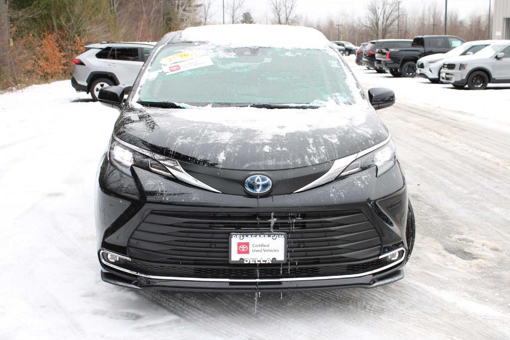 used 2024 Toyota Sienna car, priced at $48,500