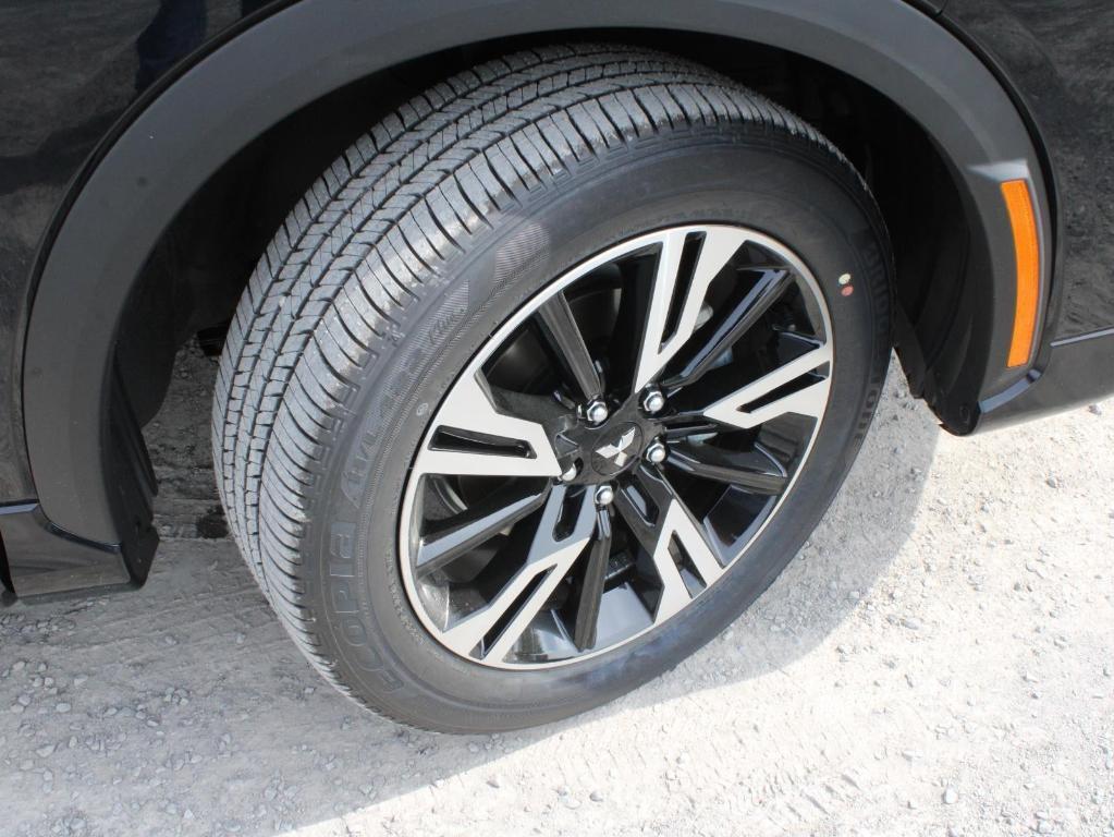 new 2025 Mitsubishi Eclipse Cross car, priced at $32,705