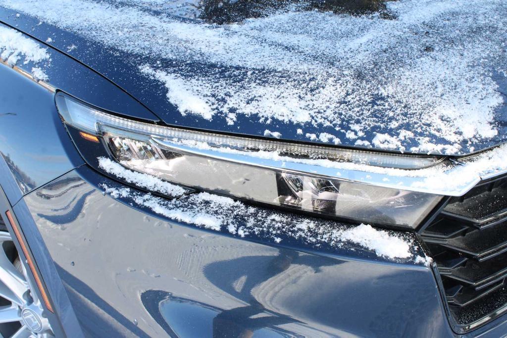 used 2024 Honda CR-V car, priced at $33,000