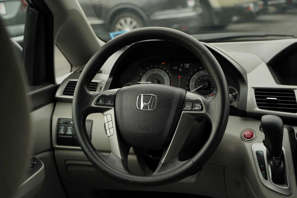 used 2016 Honda Odyssey car, priced at $14,325