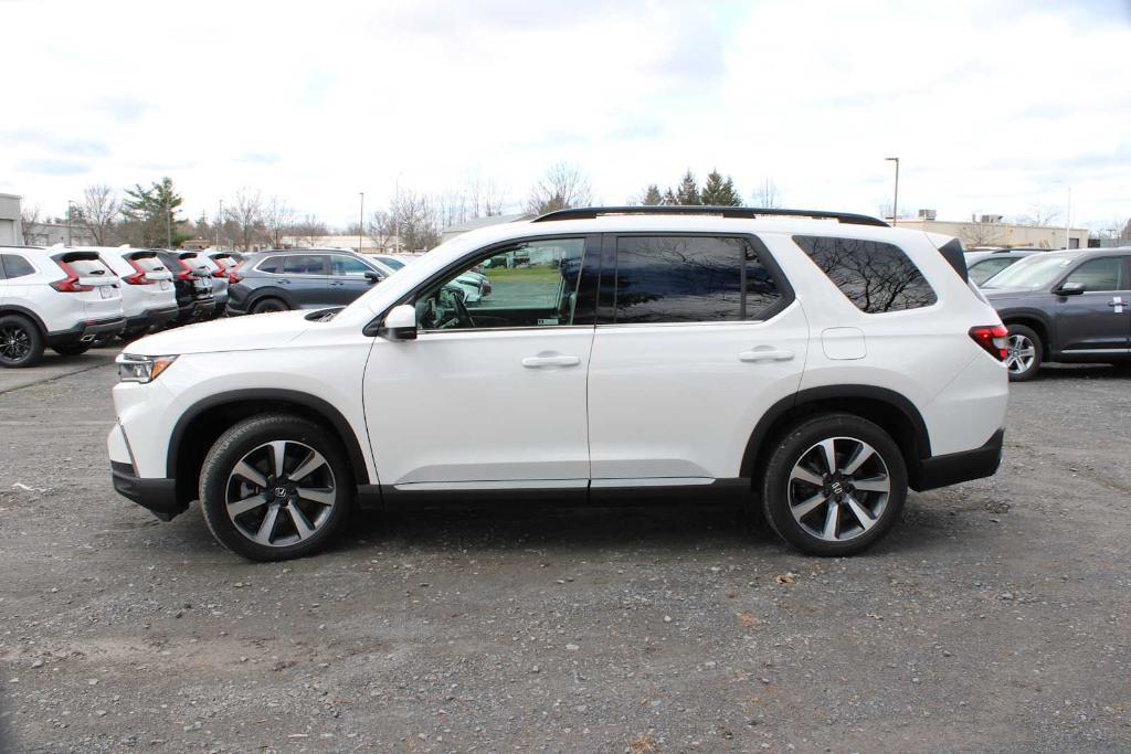 used 2023 Honda Pilot car, priced at $37,999