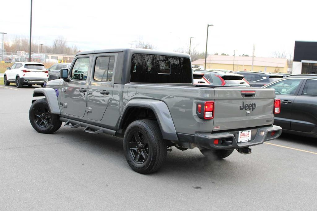 used 2021 Jeep Gladiator car, priced at $25,921