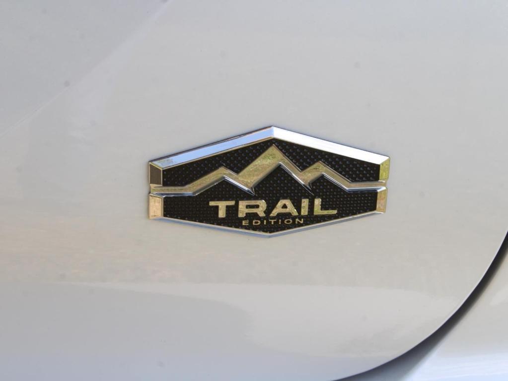new 2025 Mitsubishi Outlander car, priced at $37,985