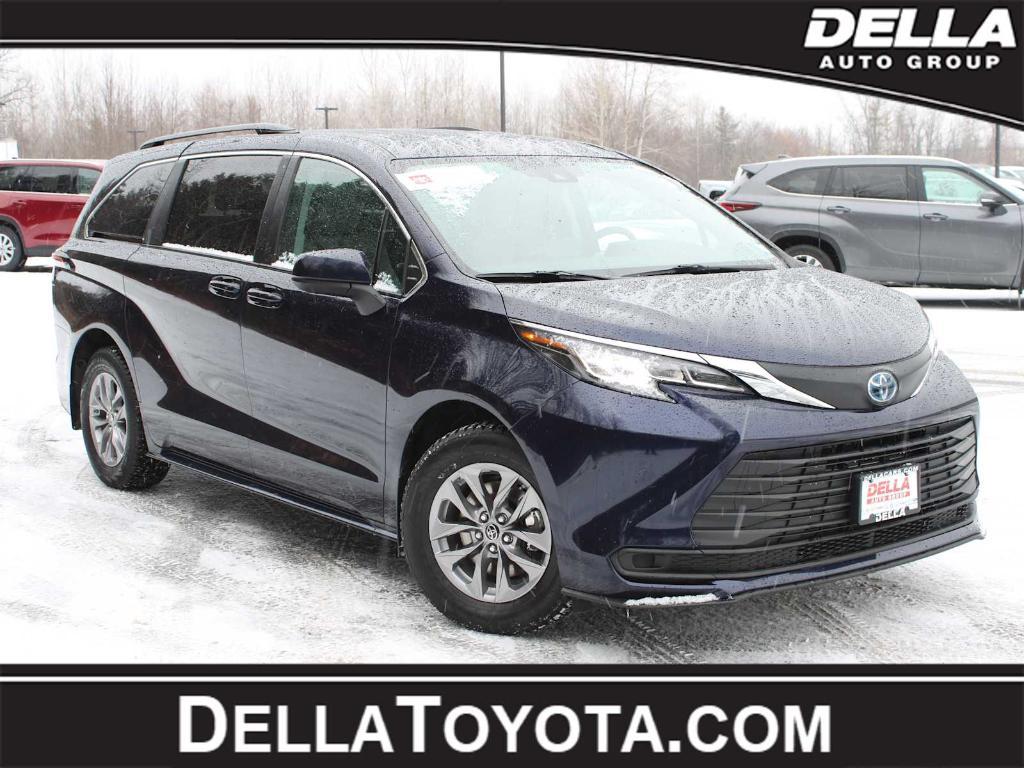 used 2022 Toyota Sienna car, priced at $30,000