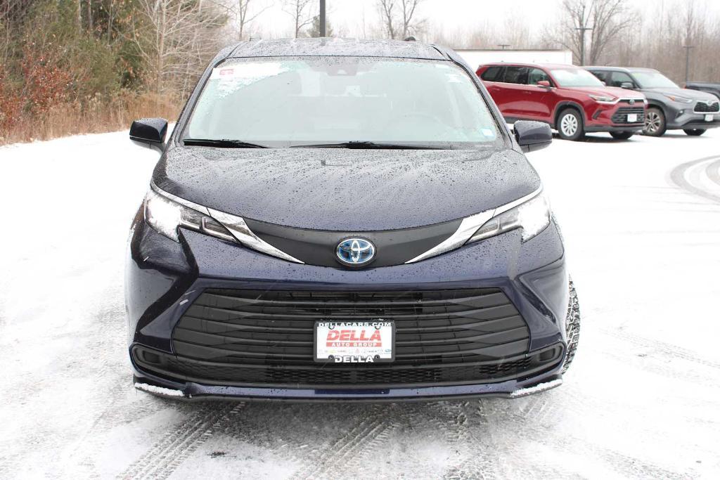 used 2022 Toyota Sienna car, priced at $30,000