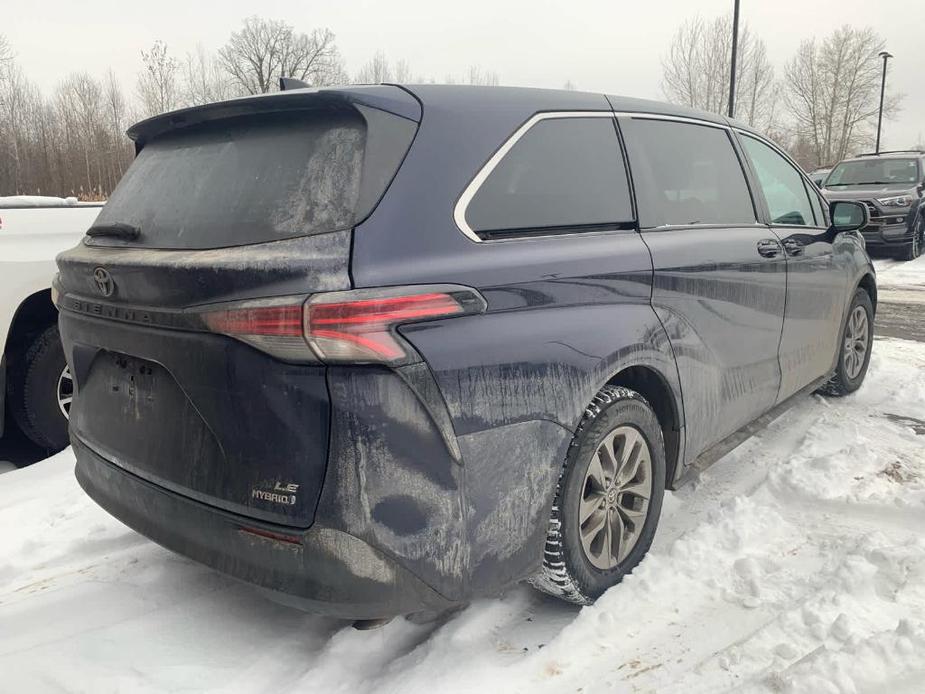 used 2022 Toyota Sienna car, priced at $33,900