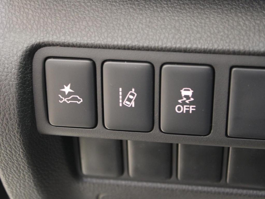 new 2025 Mitsubishi Eclipse Cross car, priced at $28,440