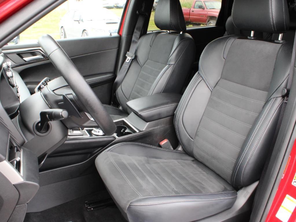 used 2024 Mitsubishi Outlander car, priced at $27,895