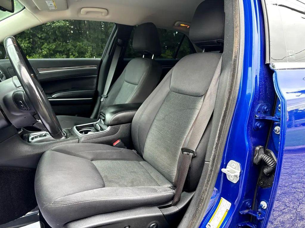 used 2021 Chrysler 300 car, priced at $9,999