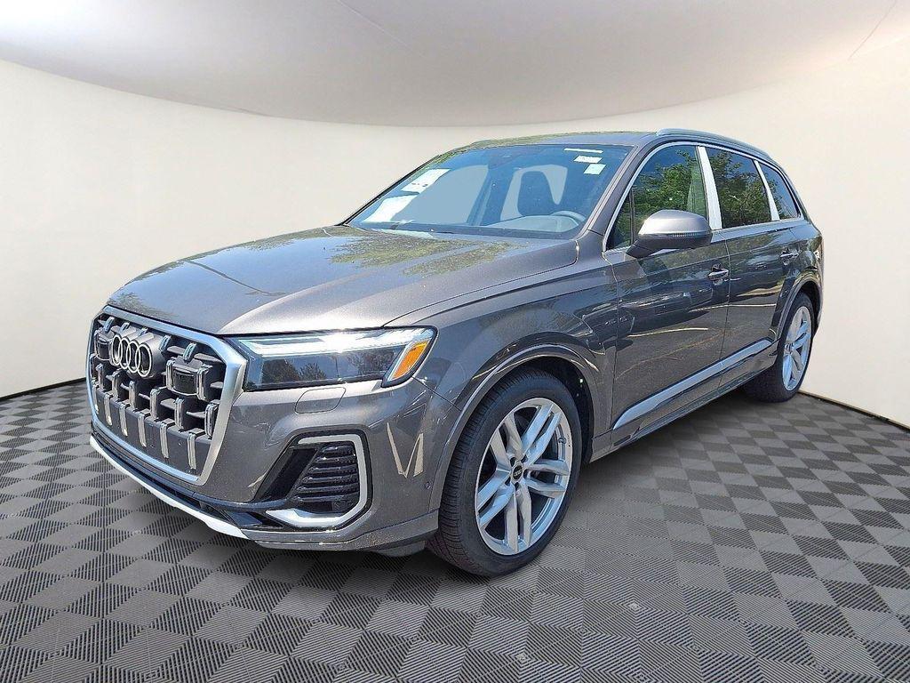 new 2025 Audi Q7 car, priced at $72,205