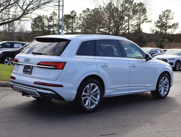 new 2025 Audi Q7 car, priced at $90,250