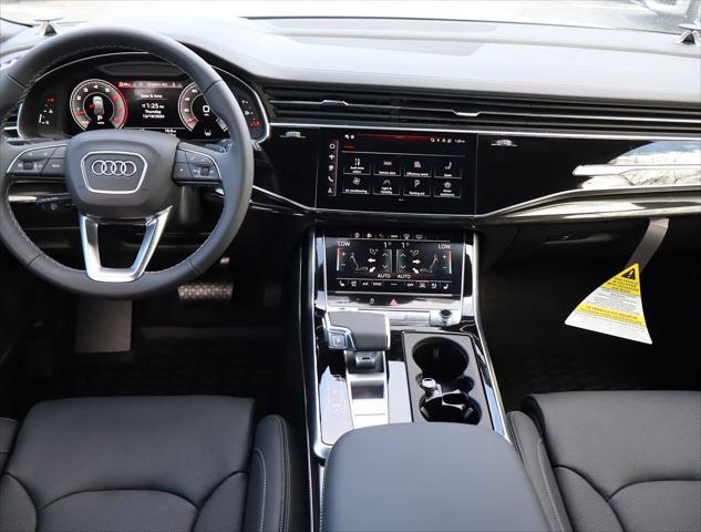 new 2025 Audi Q7 car, priced at $90,250