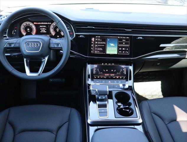 new 2025 Audi Q7 car, priced at $75,655