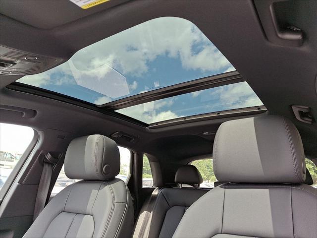 new 2025 Audi Q3 car, priced at $39,920
