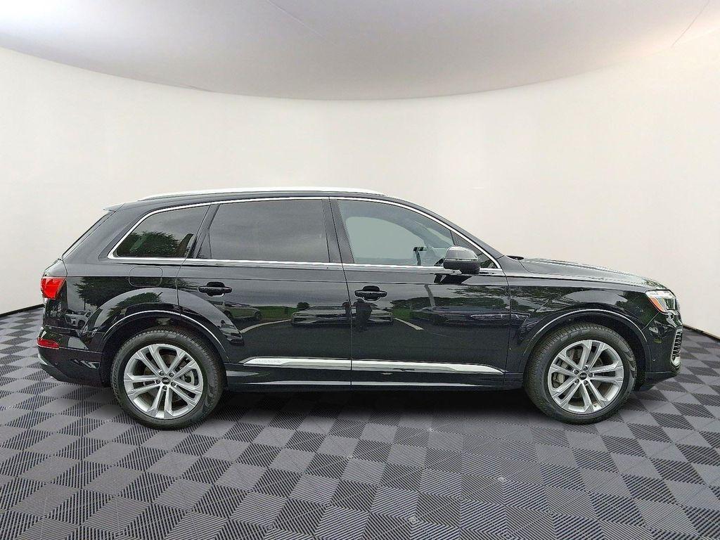 used 2025 Audi Q7 car, priced at $67,561