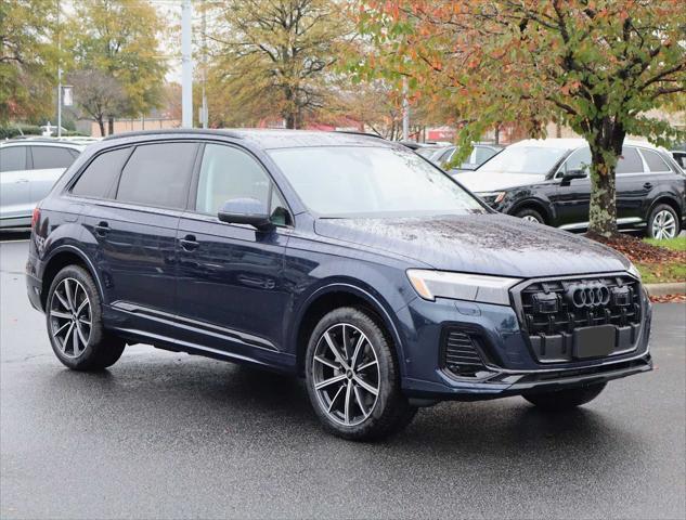 new 2025 Audi Q7 car, priced at $72,815