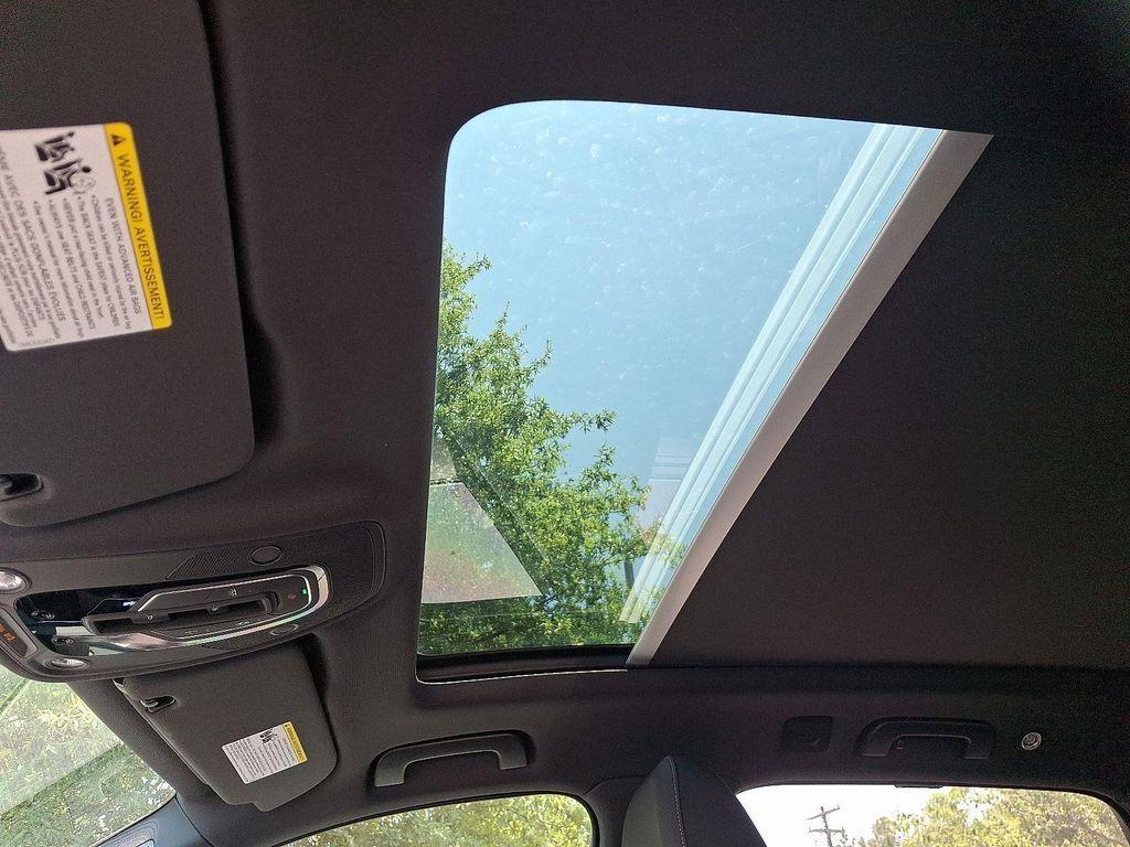 new 2025 Audi Q7 car, priced at $76,295