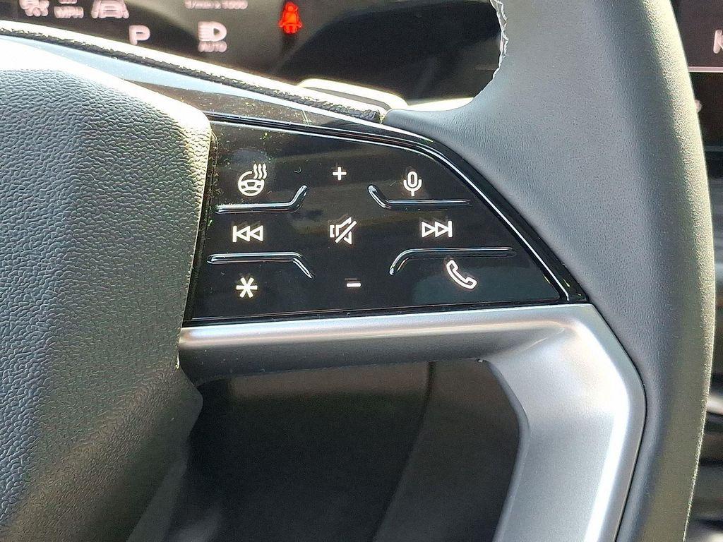 new 2025 Audi Q5 car, priced at $64,250