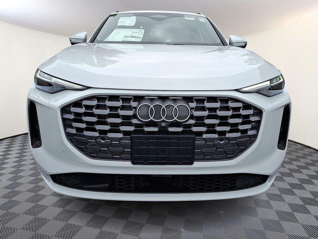 new 2025 Audi Q5 car, priced at $59,640