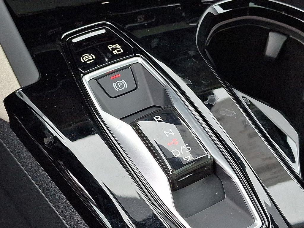 new 2025 Audi Q5 car, priced at $59,640