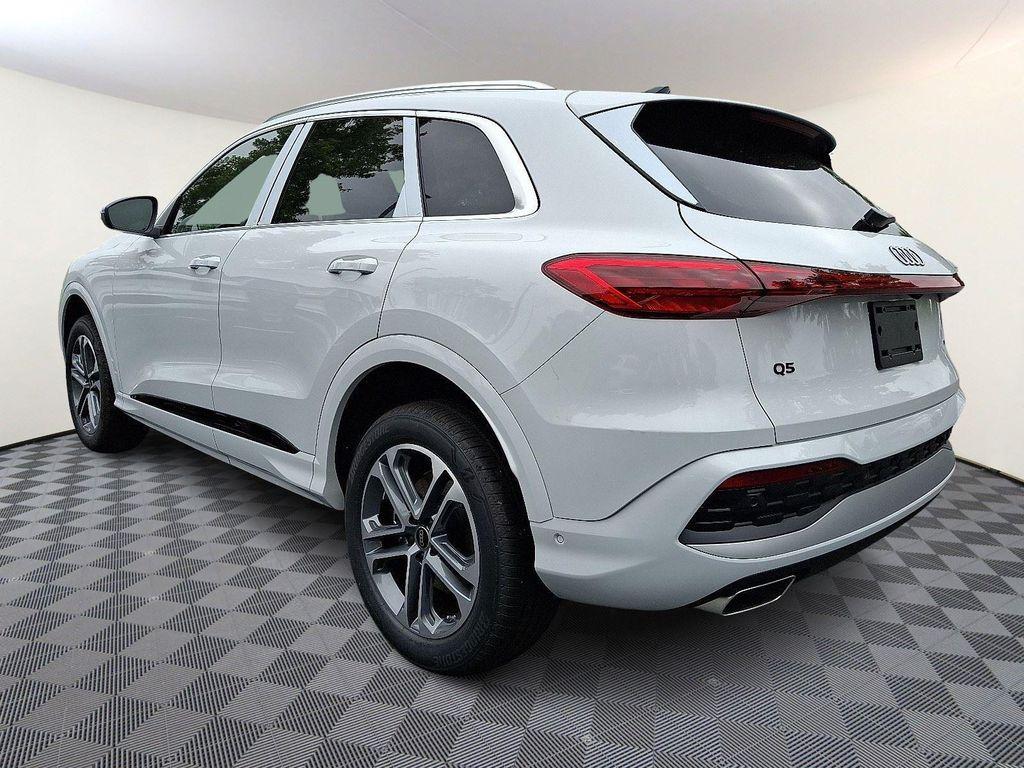 new 2025 Audi Q5 car, priced at $59,640