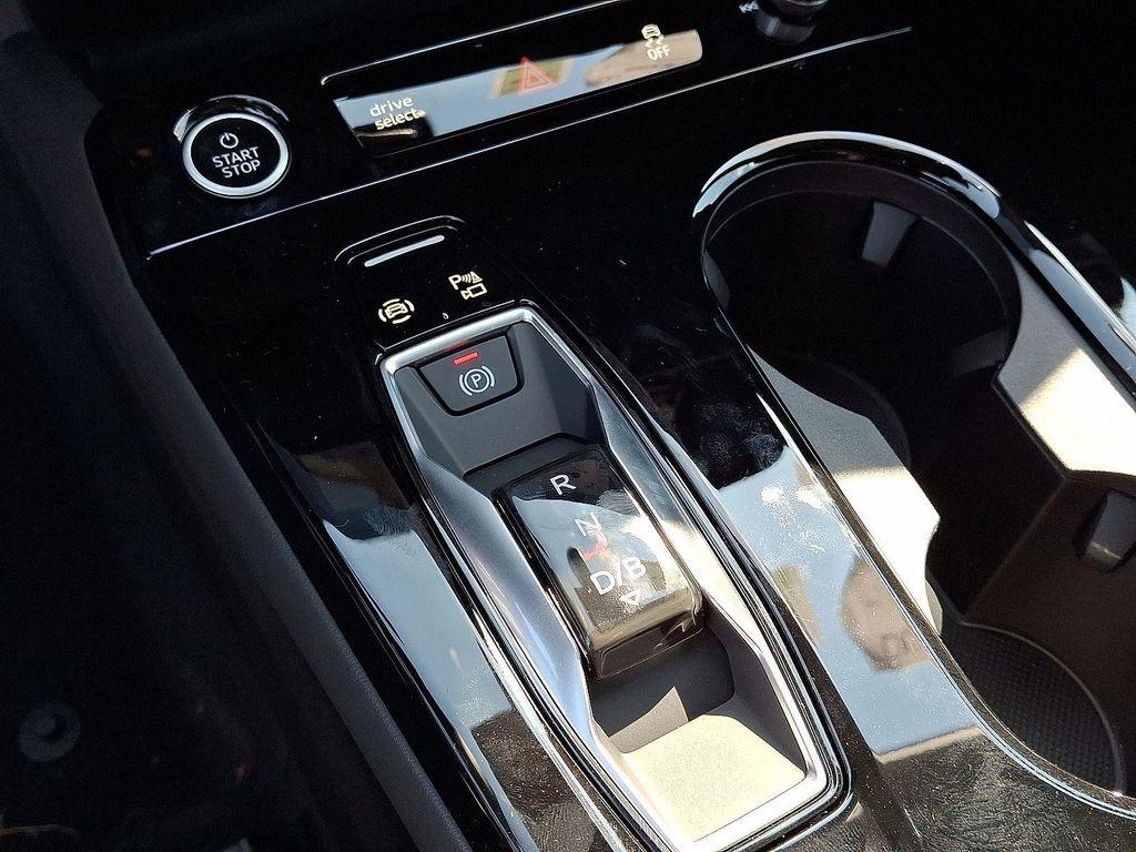 new 2025 Audi Q6 e-tron car, priced at $64,500