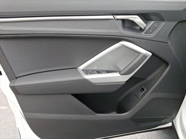 new 2025 Audi Q3 car, priced at $39,920