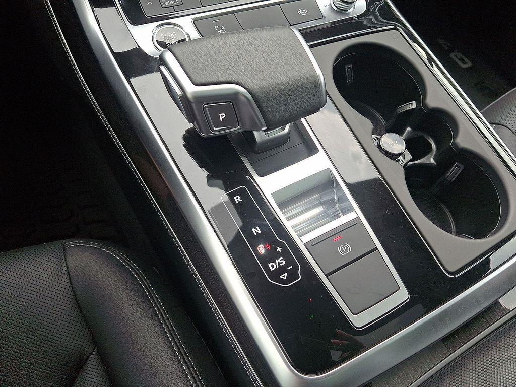 used 2025 Audi Q7 car, priced at $53,955