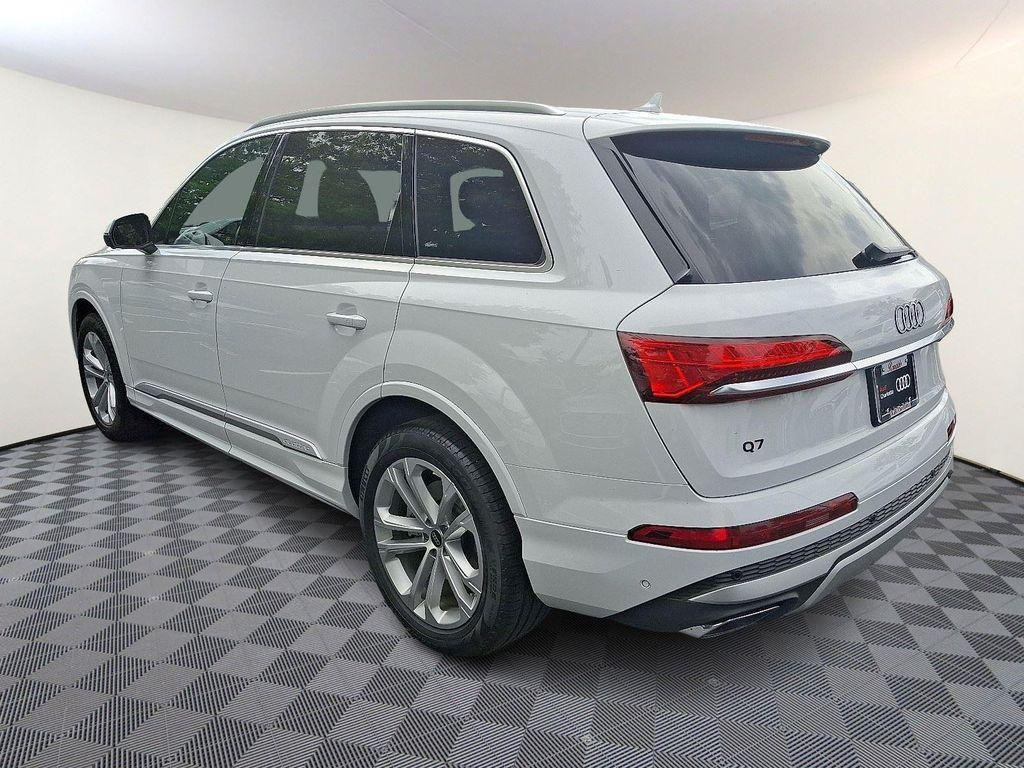 used 2025 Audi Q7 car, priced at $53,955