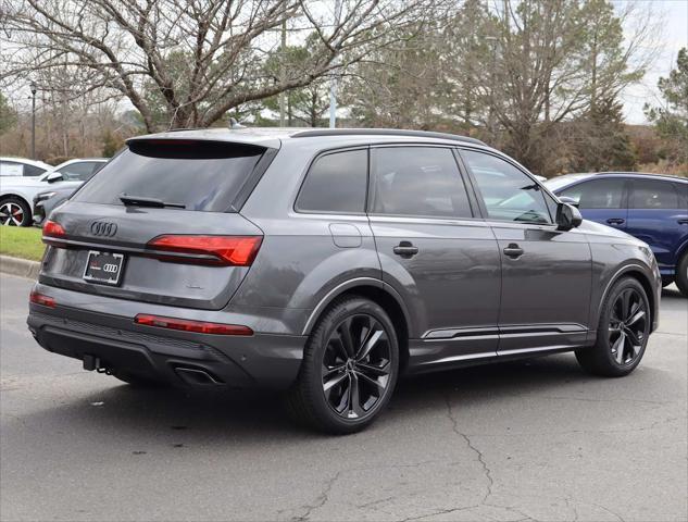 new 2025 Audi Q7 car, priced at $92,705