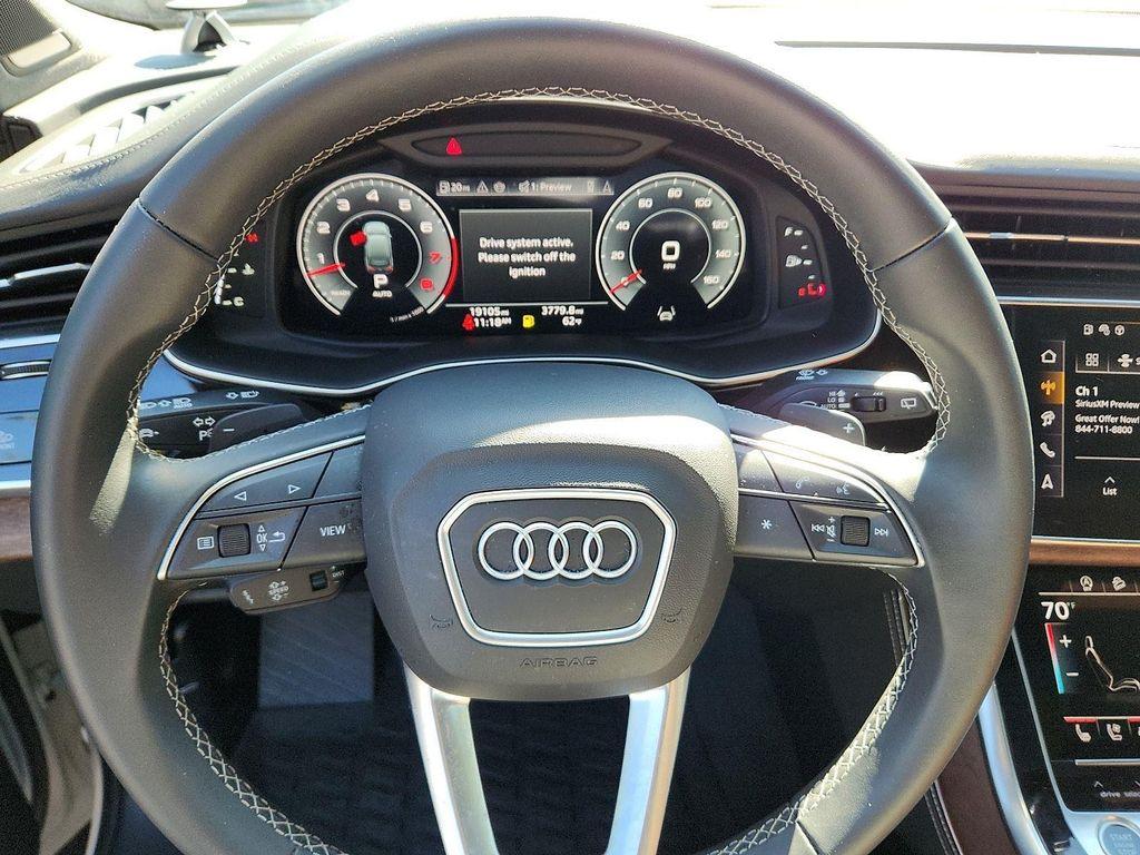 used 2025 Audi Q7 car, priced at $71,234