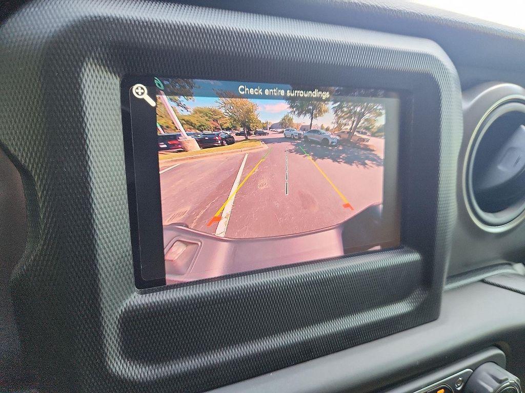 used 2023 Jeep Gladiator car, priced at $35,431