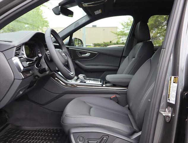 new 2025 Audi Q7 car, priced at $74,750