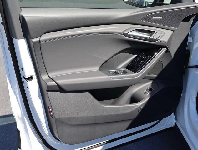 new 2025 Audi Q6 e-tron car, priced at $77,750
